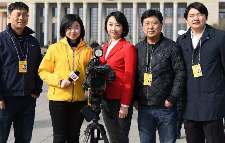 揭东区委主要领导到区教育局参加主题党建活动